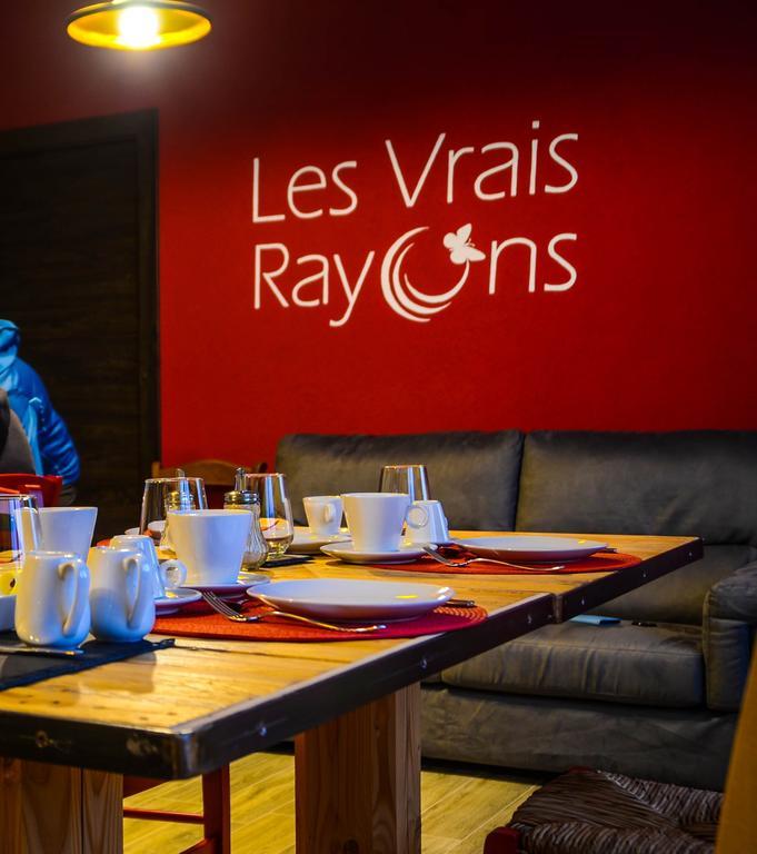 Les Vrais Rayons Hotell Verrayes Exteriör bild