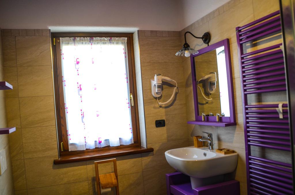 Les Vrais Rayons Hotell Verrayes Exteriör bild