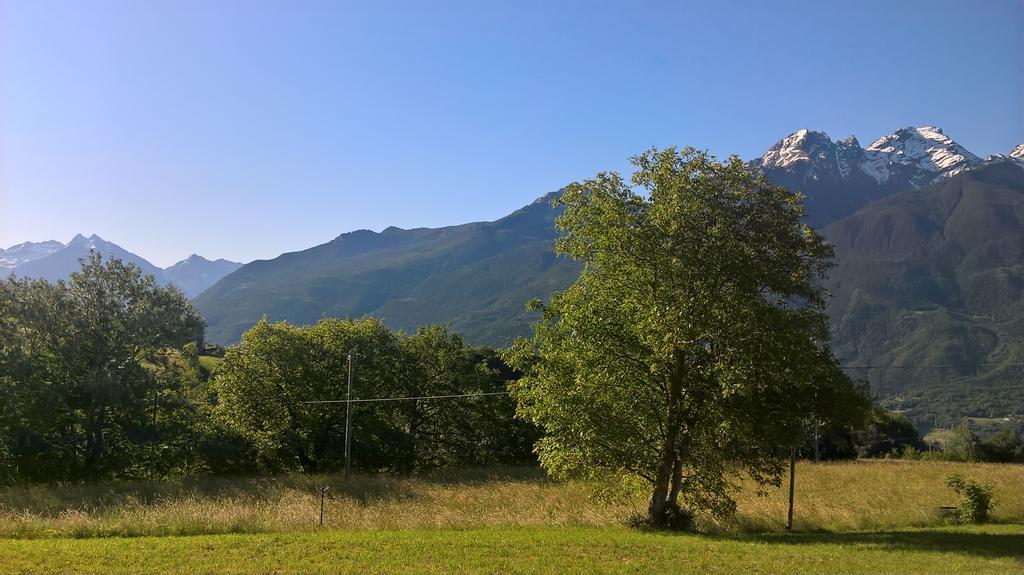 Les Vrais Rayons Hotell Verrayes Exteriör bild