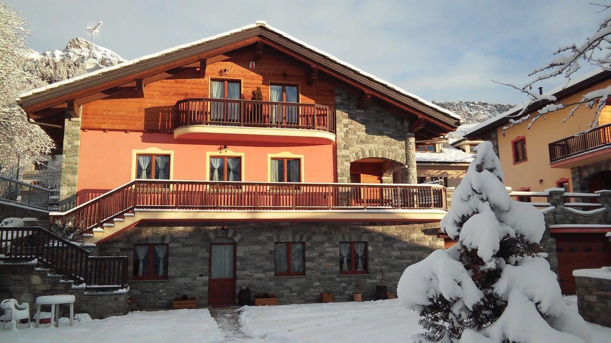Les Vrais Rayons Hotell Verrayes Exteriör bild